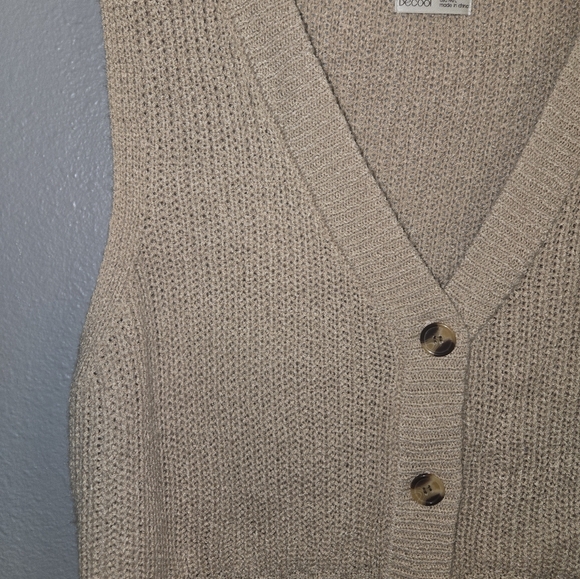 Becool Tan Knit Sweater Vest Size Medium/Large - Picture 15 of 15